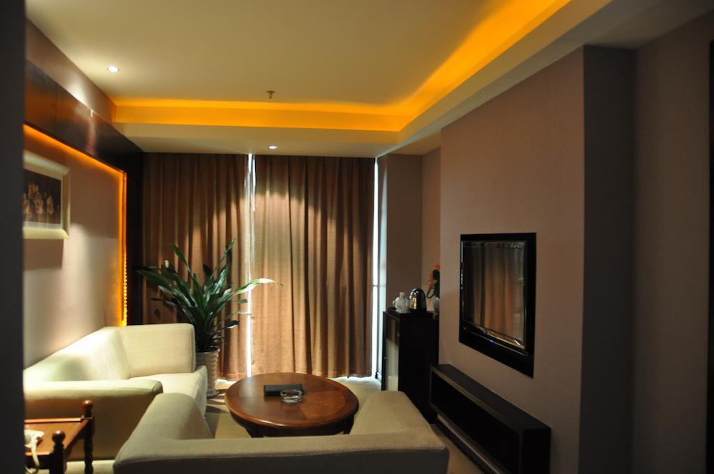 Chengdu Essen International Hotel Room photo