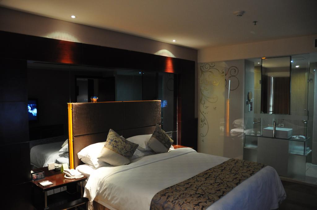 Chengdu Essen International Hotel Room photo